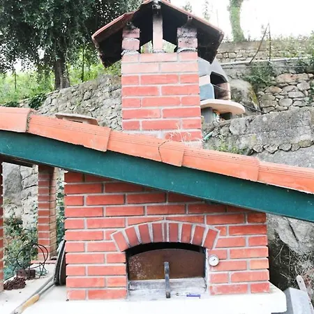 Nyaraló Isetta's House *